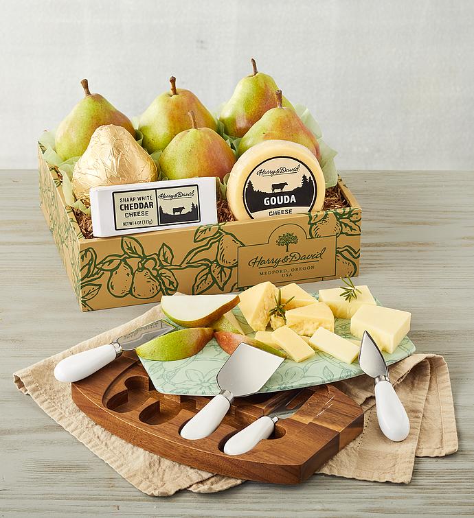 Royal Riviera® Pears with Cheeses and Serving Set